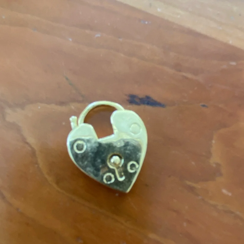 Gold-Plated Heart Lock Pendant - Picture 1 of 4